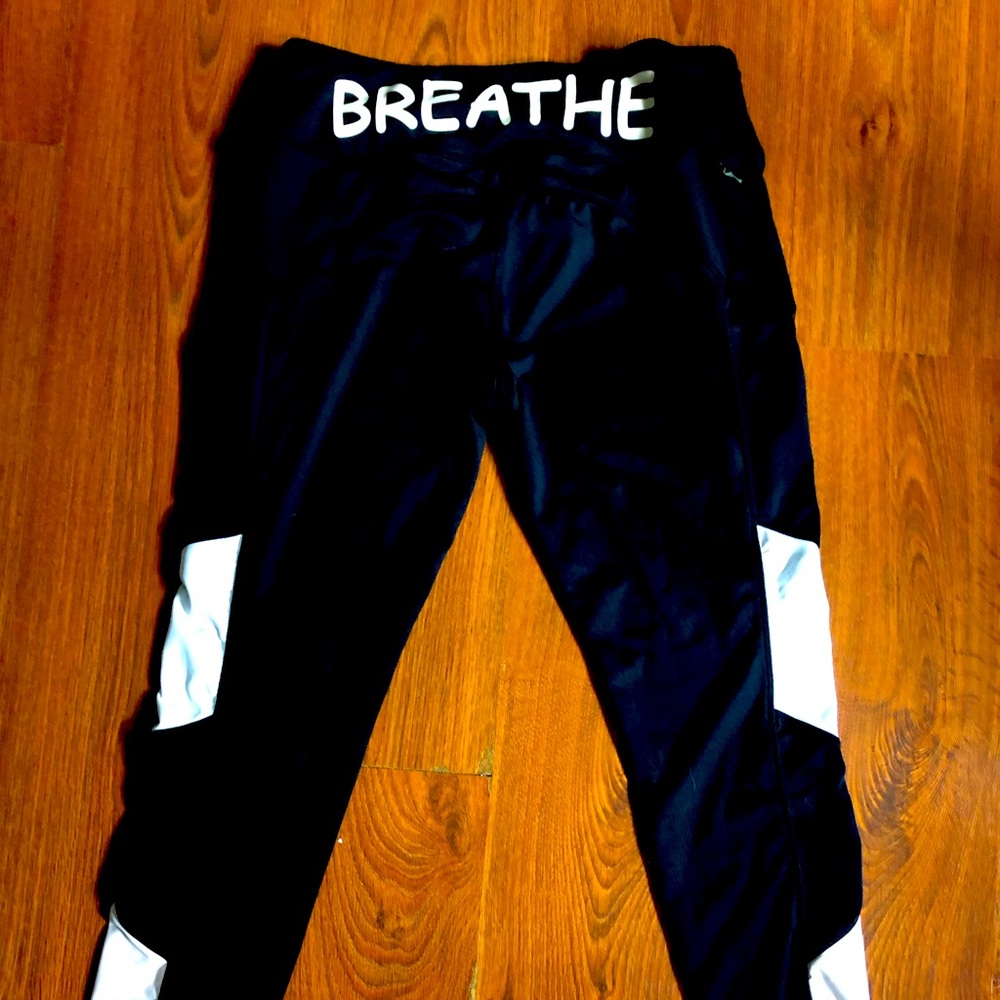 Breathe Yoga Pants